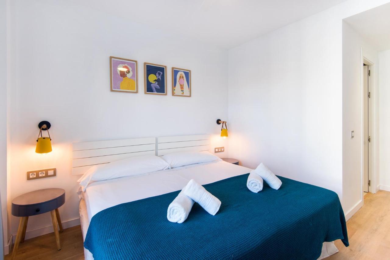 Aloha Puerto Private Apartment 1St Line Carihuela Beach Torremolinos Luaran gambar