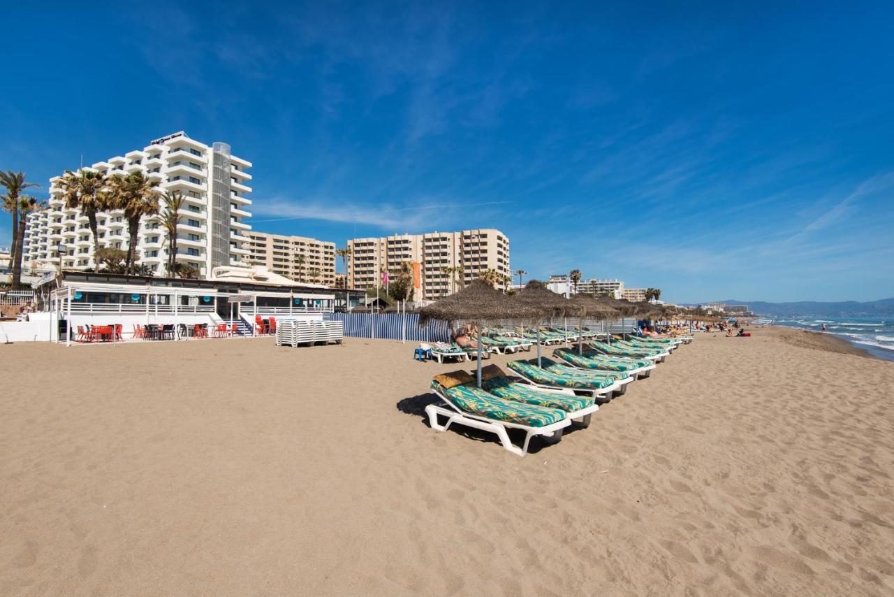 Aloha Puerto Private Apartment 1St Line Carihuela Beach Torremolinos Luaran gambar