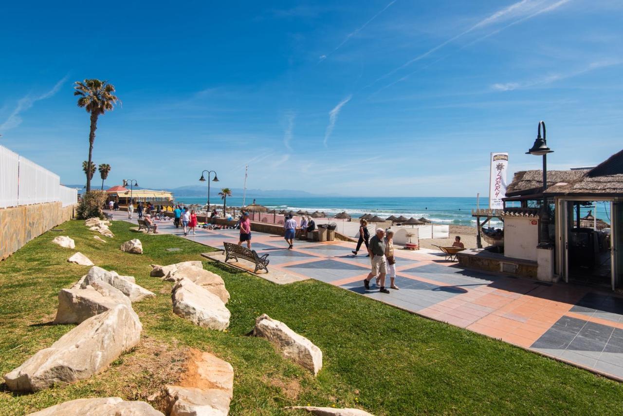 Aloha Puerto Private Apartment 1St Line Carihuela Beach Torremolinos Luaran gambar