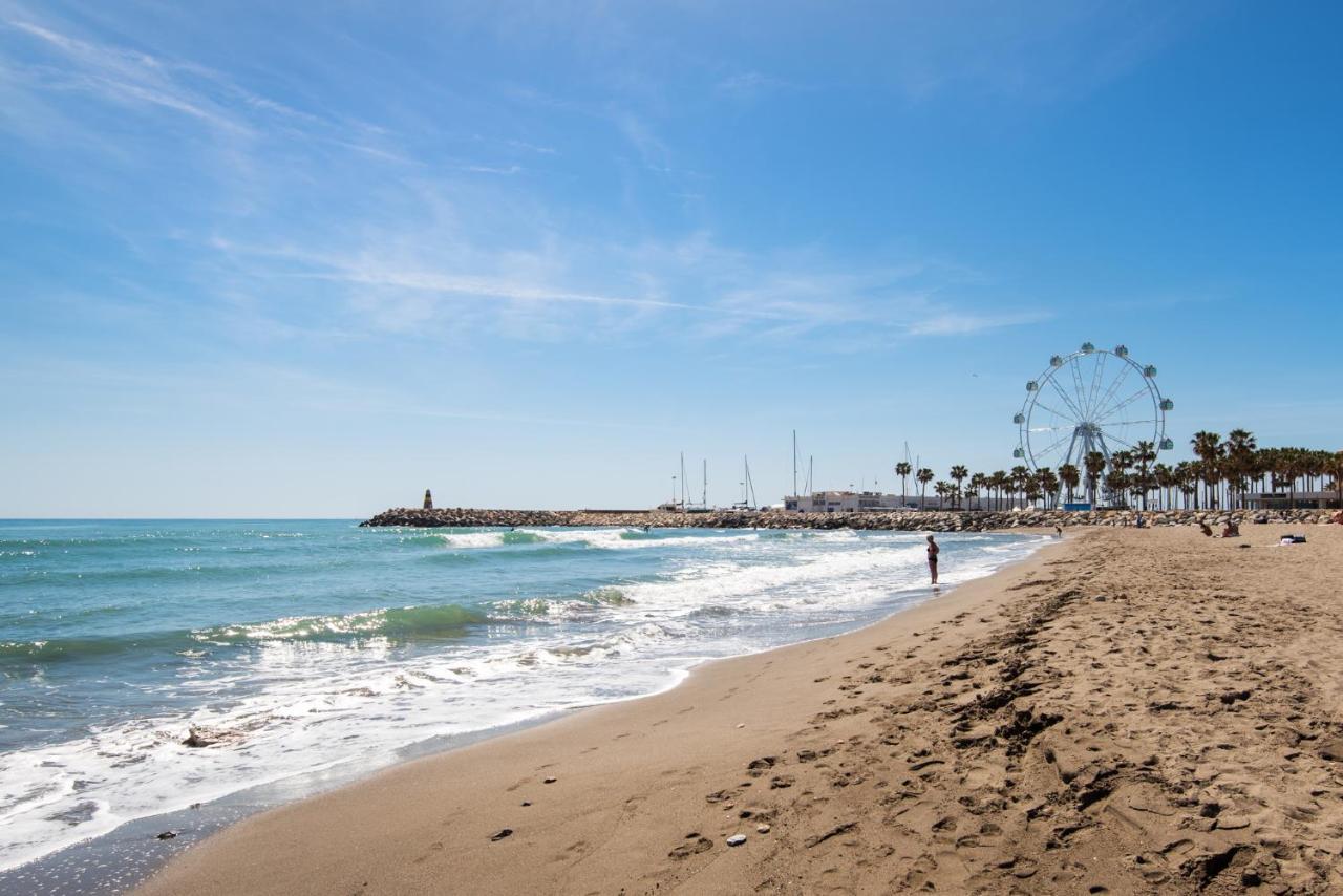 Aloha Puerto Private Apartment 1St Line Carihuela Beach Torremolinos Luaran gambar
