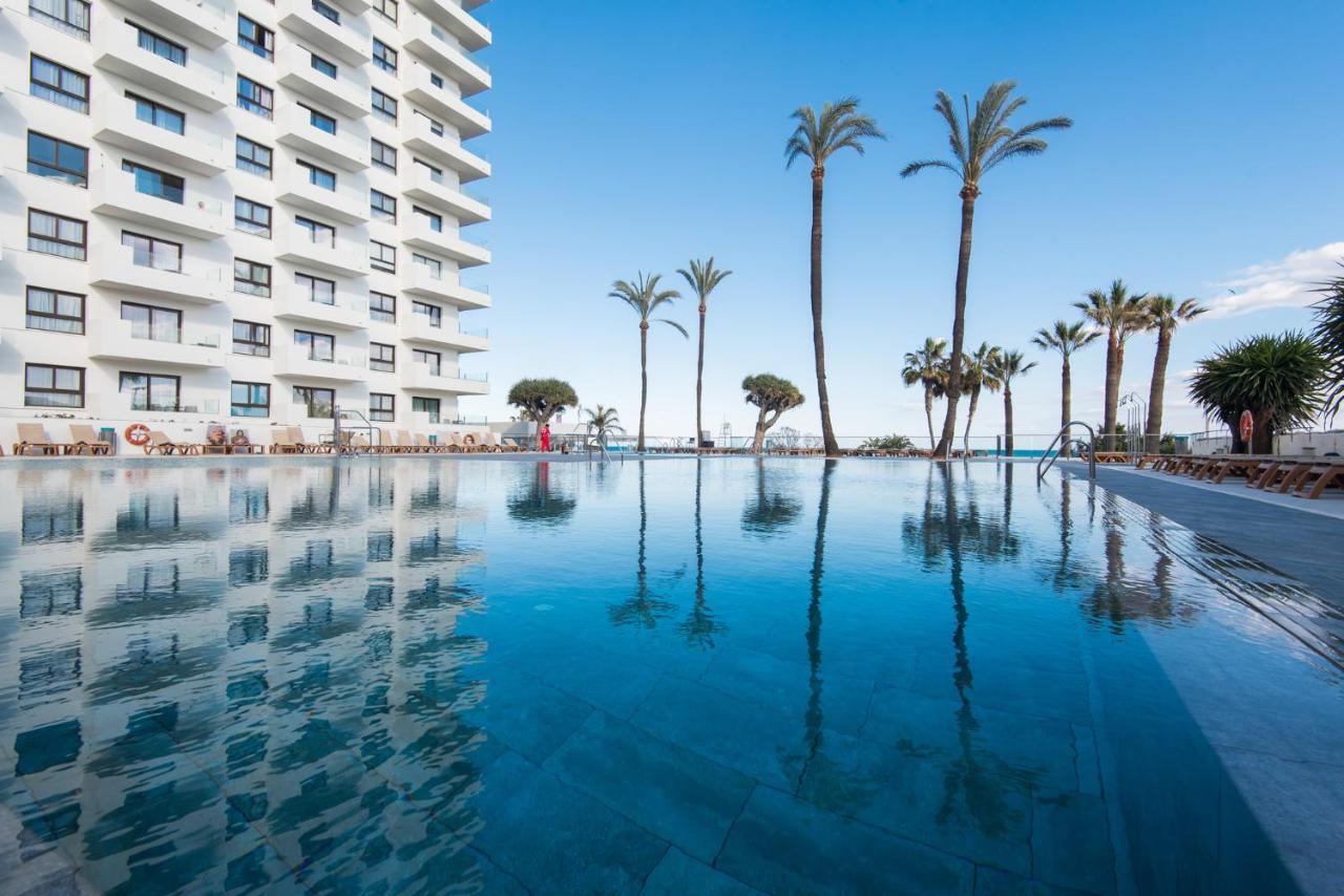 Aloha Puerto Private Apartment 1St Line Carihuela Beach Torremolinos Luaran gambar
